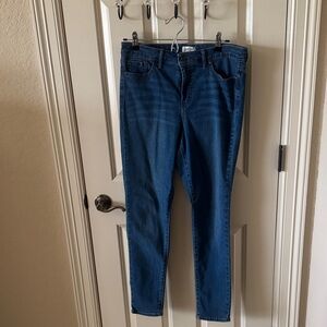 Jessica Simpson Women's Classic Blue Mid Rise Skinny Jeans Size 10 EUC